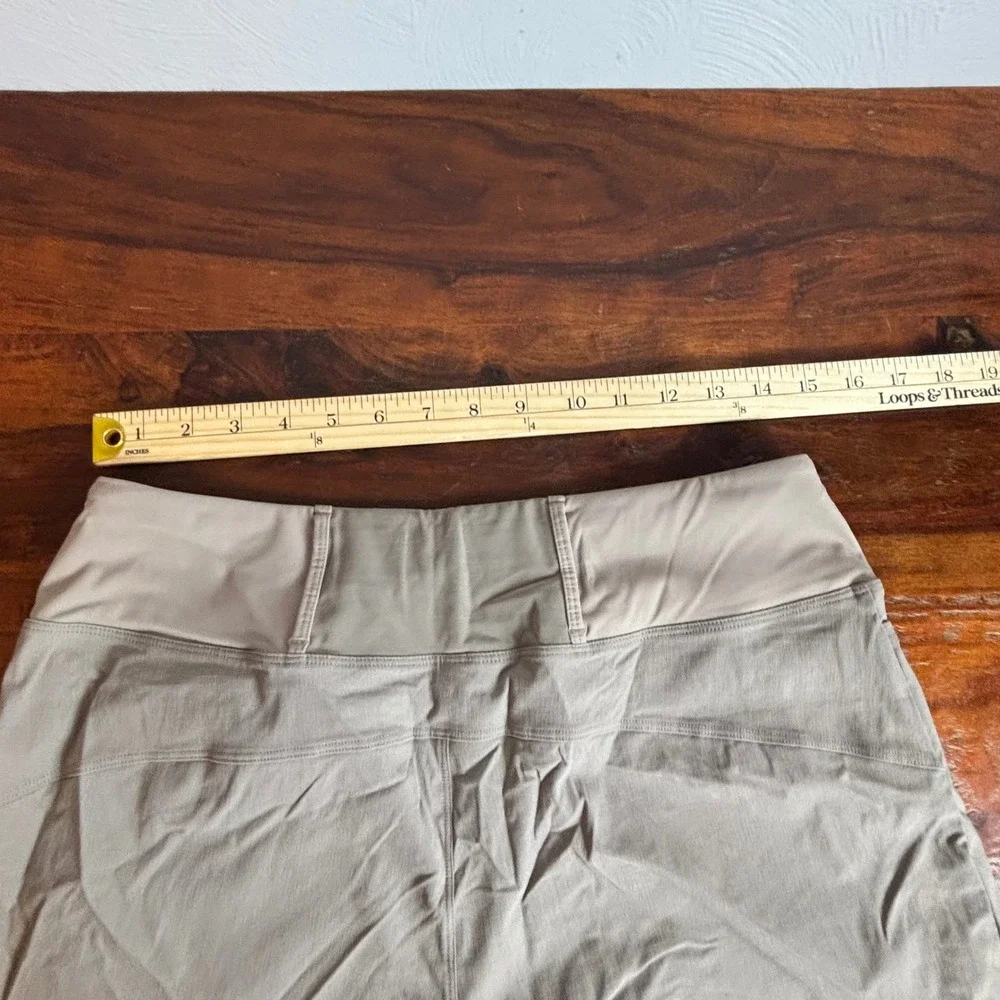 CRZ YOGA Womens Feathery-Fit High Waisted Running Shorts Taupe‎ Grey Size L 12